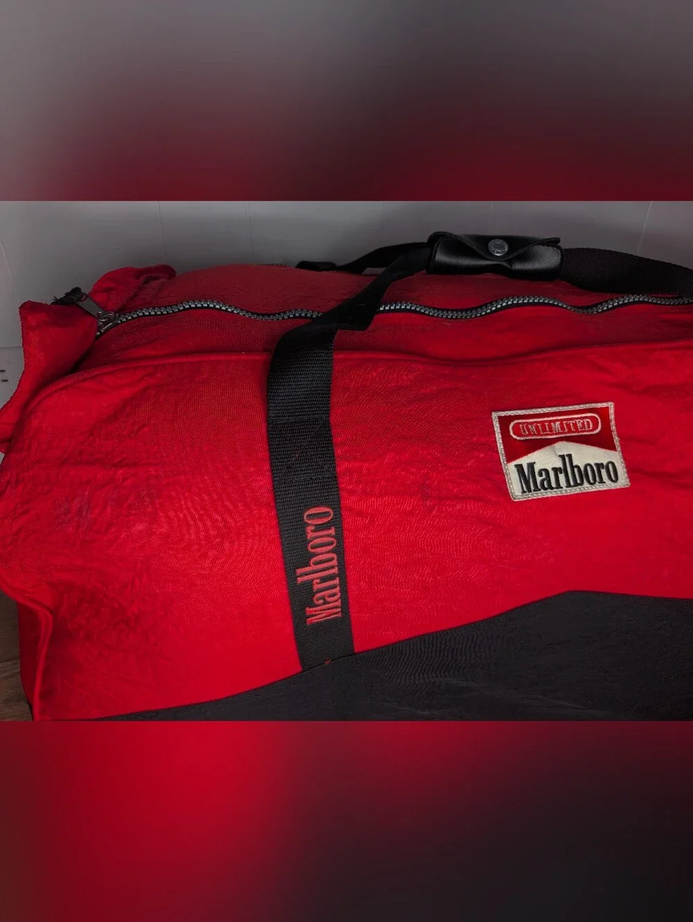 Vintage Marlboro Large Wheeled Duffle Bag 36